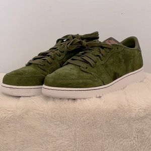 NIKE AIR JORDAN 1 RETRO LOWNS HC
